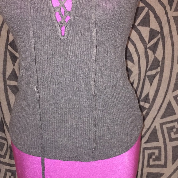 Tank top - Picture 2 of 3